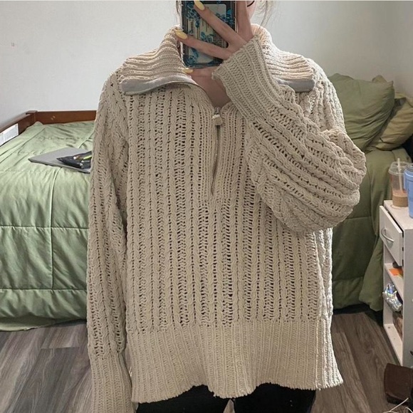 Comfy cable knit sweater - Picture 1 of 3